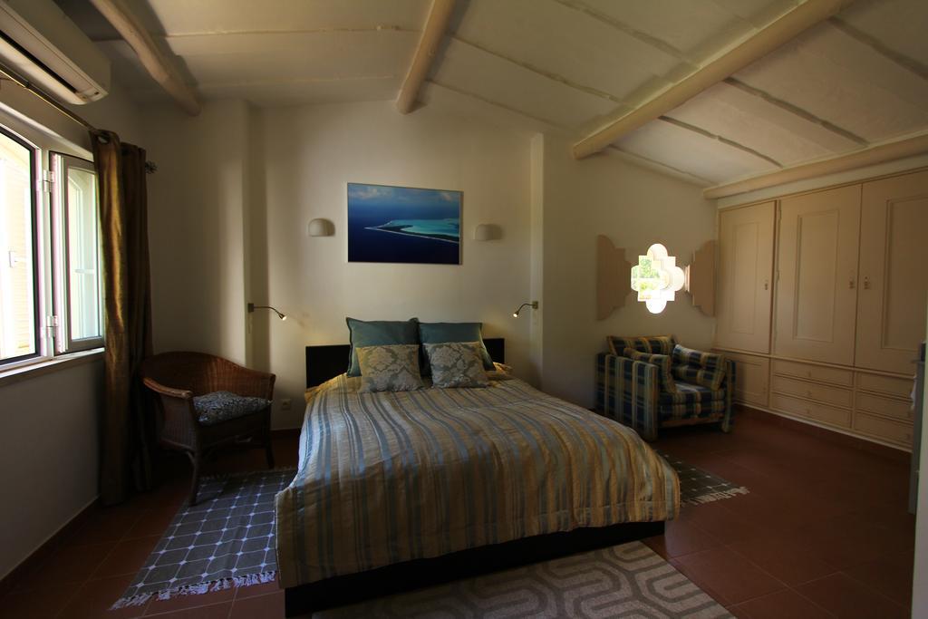 Authentic & Tranquil Villa กาชไกช์ ภายนอก รูปภาพ